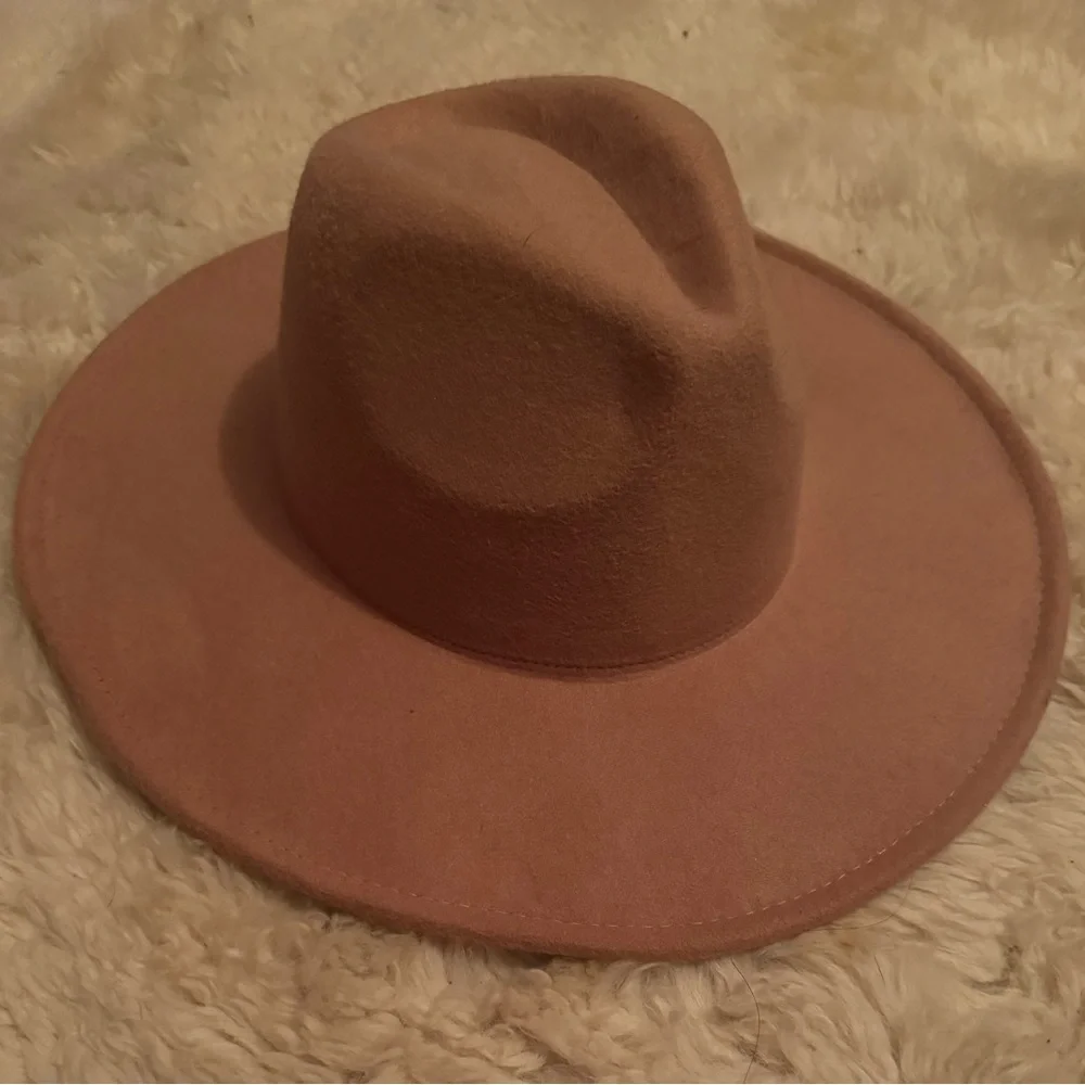 Tan Hat - Picture 5 of 8